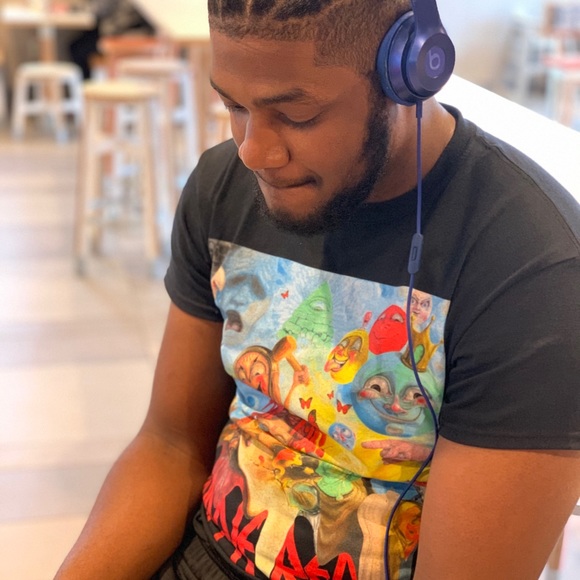 Meet your Posher, Kenny - Picture 1 of 1